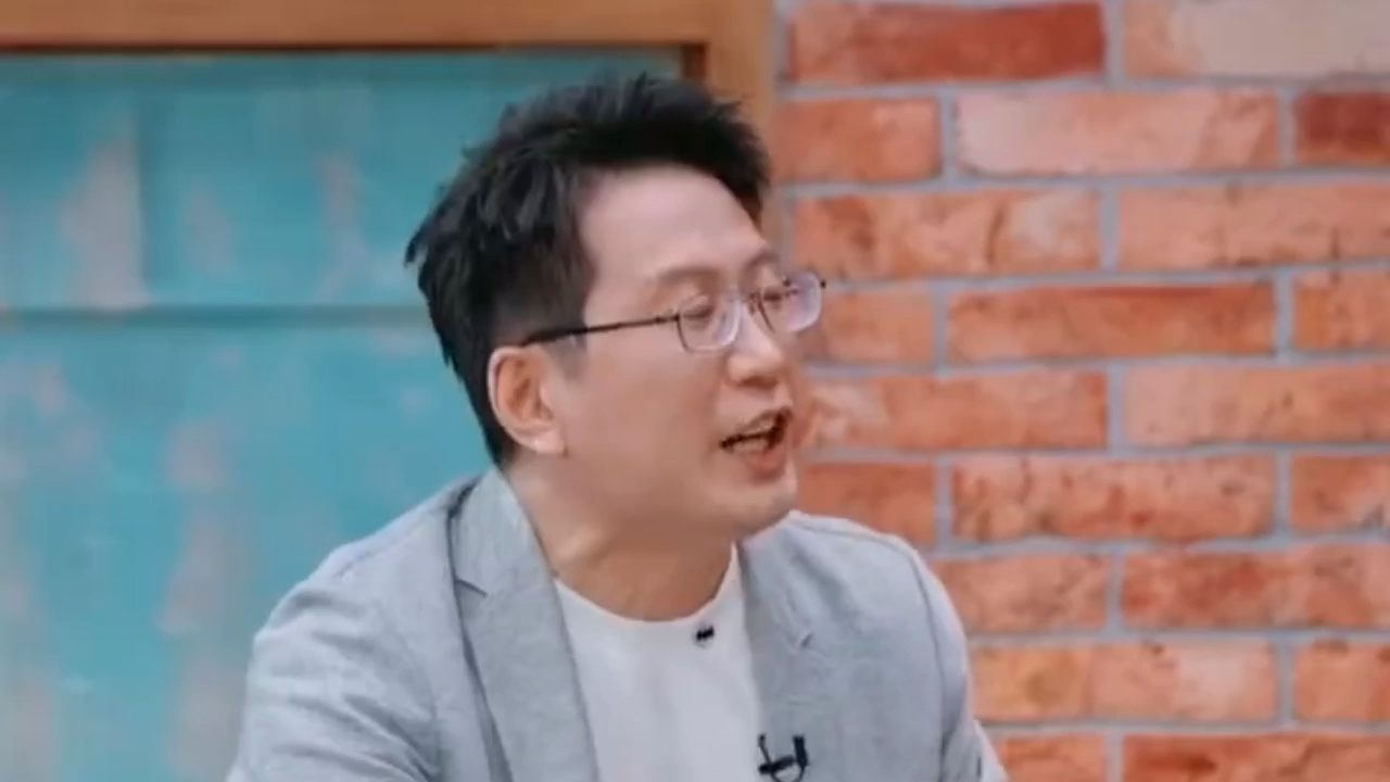 黄老师!你很厉害!看的好准!多说爱听!#黄执中#做自己#再见爱人