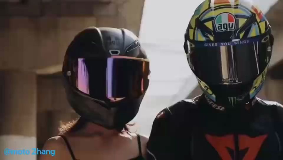 郎才女貌的骑士情侣