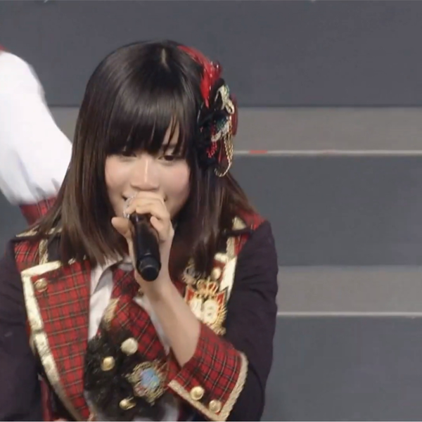 AKB48 前田敦子 生写真 劇場盤 10年桜 言い訳Maybe  AKB48 前田敦子 生写真 劇場盤 10年桜 言い訳Maybe 61mzHWgfWIL