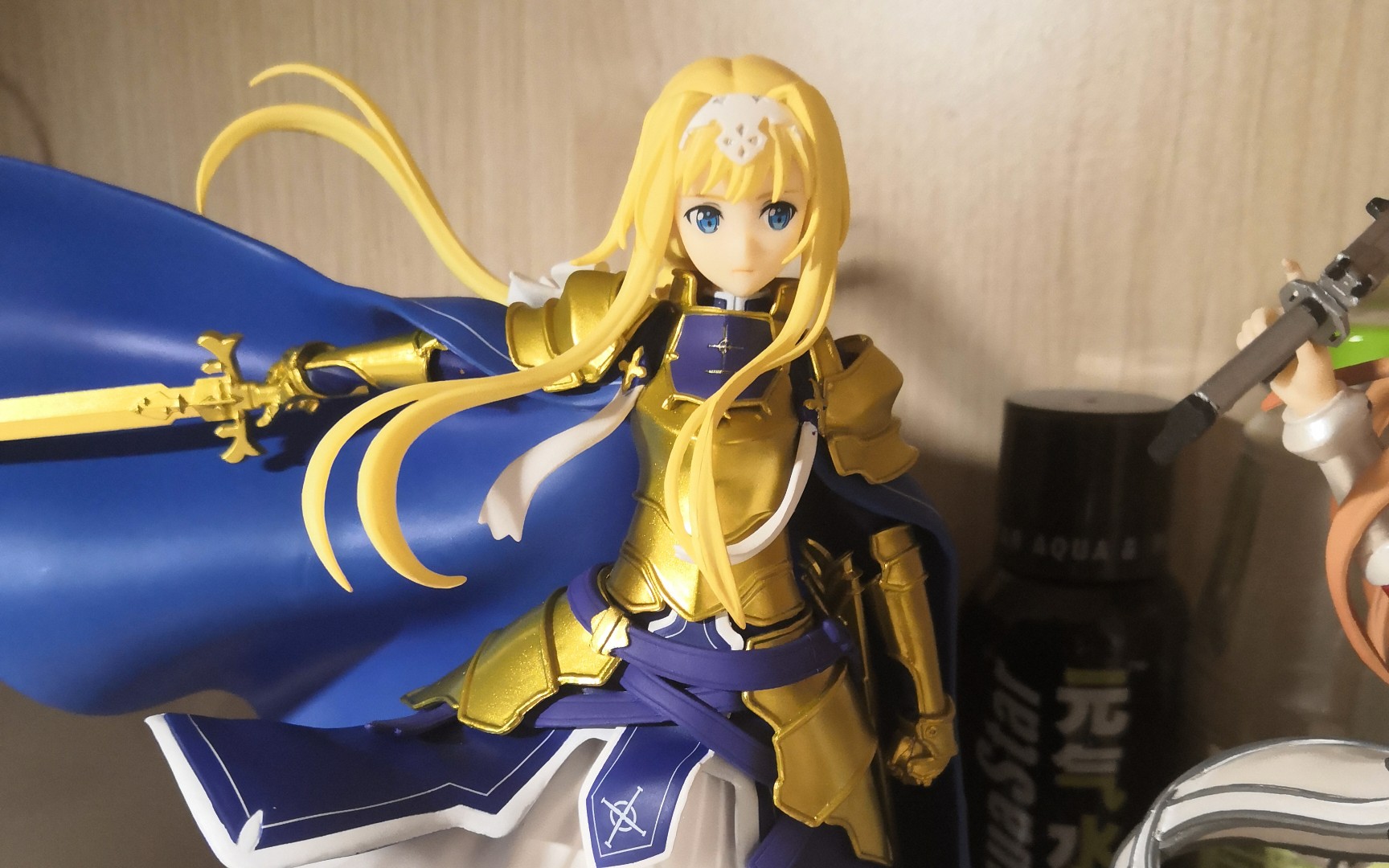 【sao】爱丽丝女骑士景品手办 景品嘛 低价位这做工已经很不错了 还是