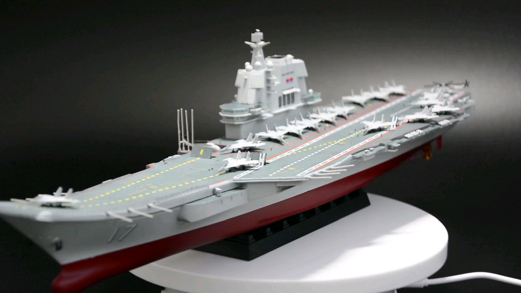 国产航母002山东号,小号手1/700