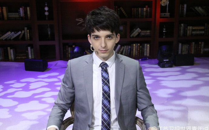 世界青年说大卫]萌你一脸卫_哔哩哔哩 (゜-゜)つロ 干杯~-bilibili