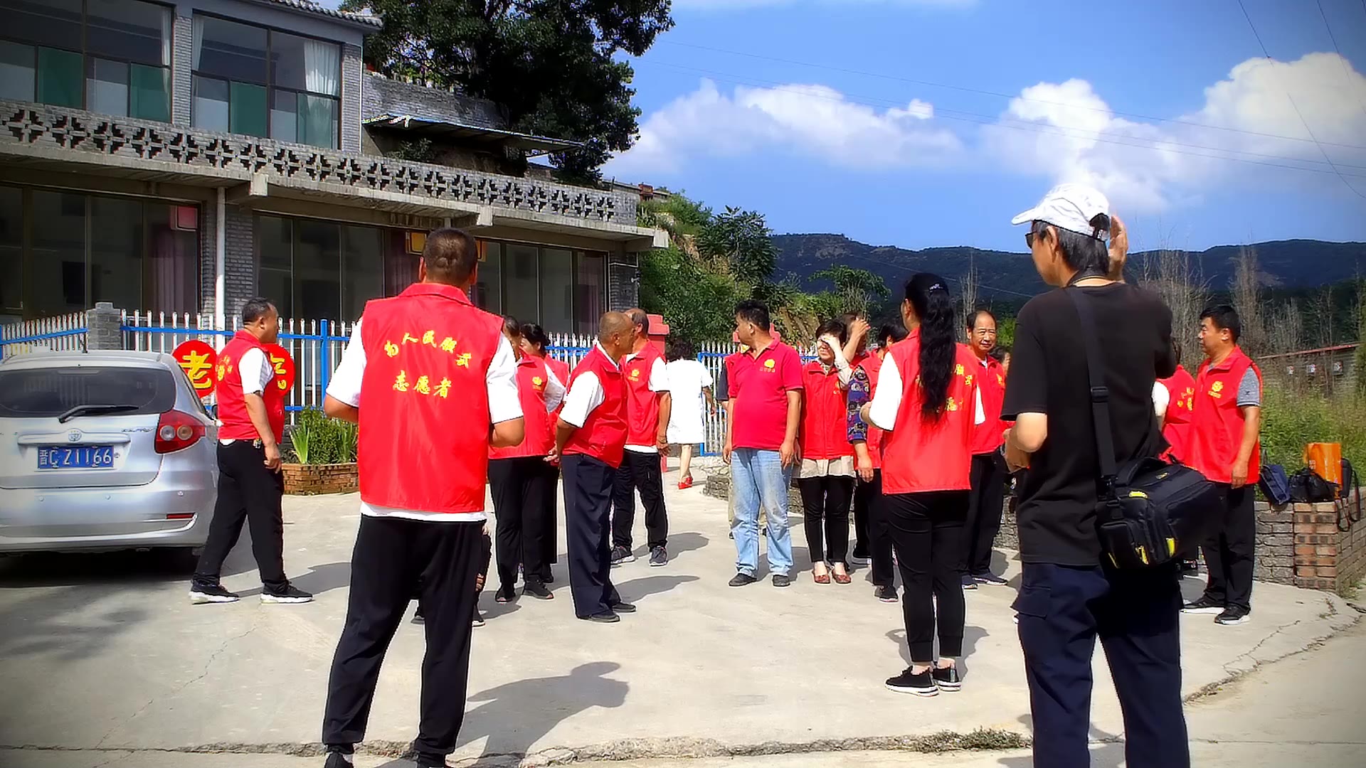 阳泉东望志愿者慰问大村老来乐纪录片刘可老视频