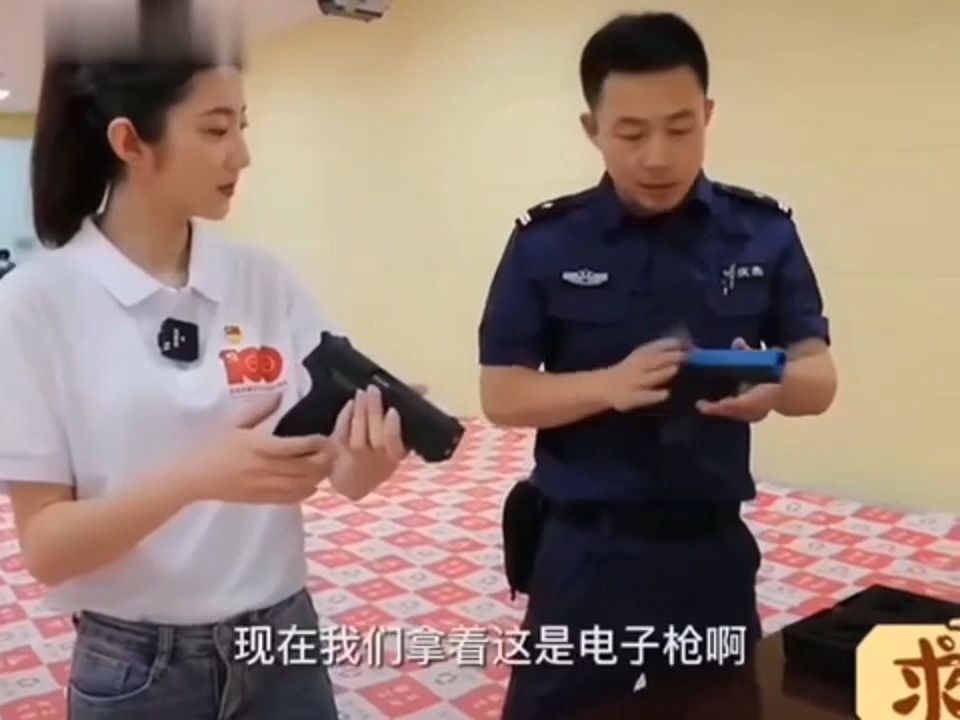 最美女警花张津瑜回归了曾经的小县城,从此不再问过往只向前好好生活!~@!~@CFD哔哩哔哩bilibili