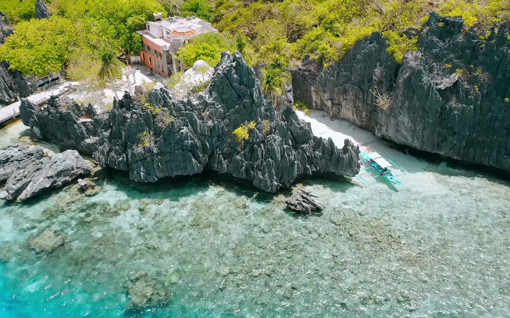 4k 60p 高清航拍太平洋海島美景,陽光沙灘美女遊艇,藍天大海一線,真的