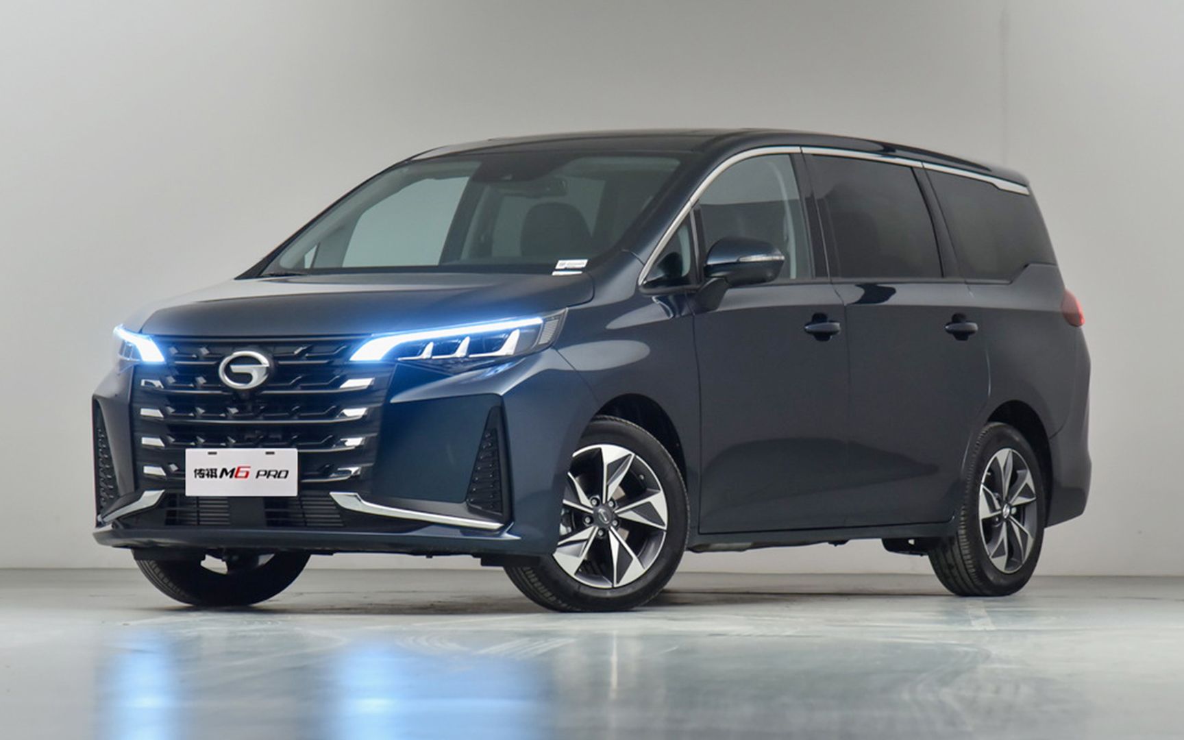 宜商宜家起售价不足13万广汽传祺m6pro来了外观内饰双升级