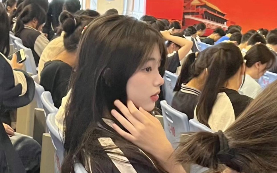 音乐一响 白月光登场#女高中生 #校园 #学生时代 #纯情女高 #crush