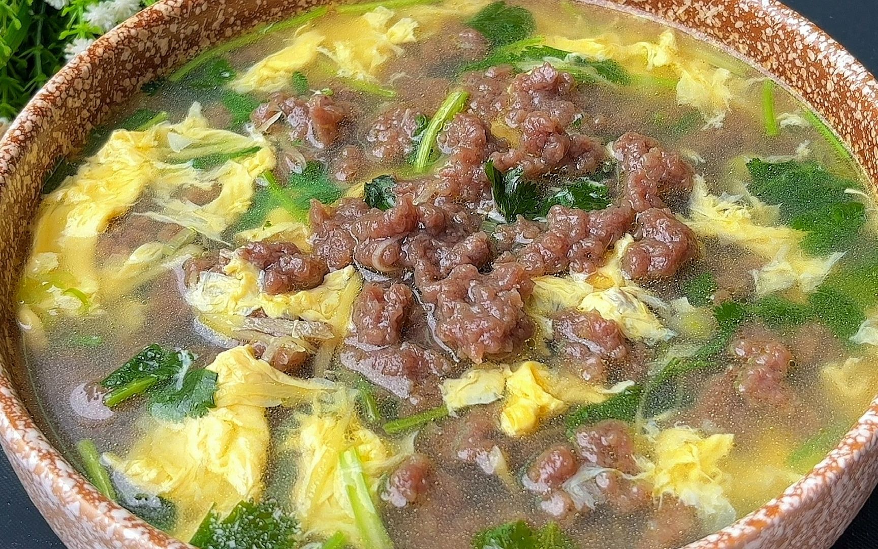 福建人爱吃的牛肉汤,原来这样做才好吃,鲜香滑嫩上桌汤汁都不剩