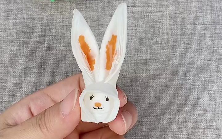 【变废为宝】纸巾做的小兔子