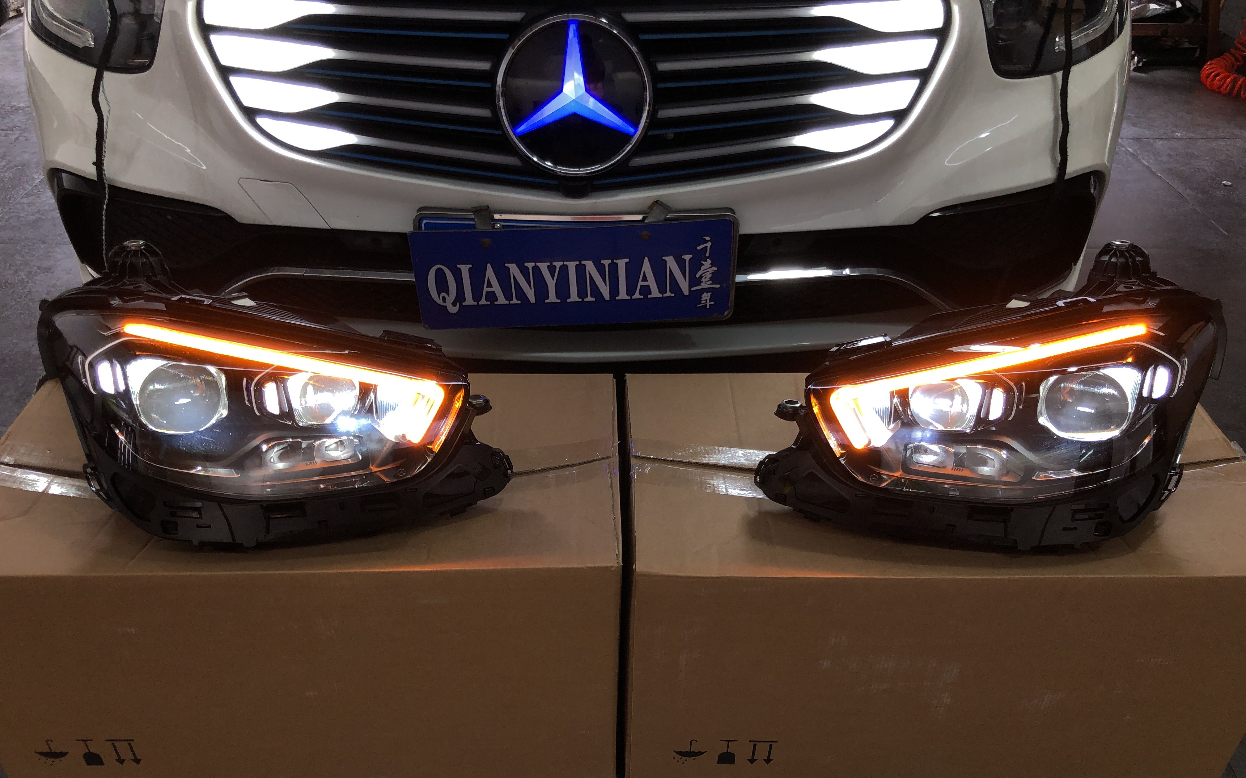 奔驰新款e级w213高配像素数字几何大灯
