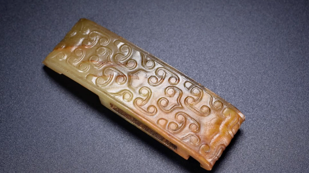 古玉老玉汉代熟坑和田籽料满沁剑饰