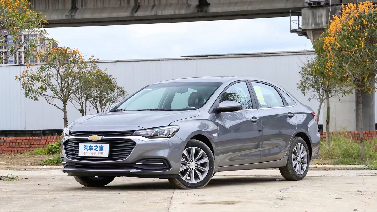 科鲁泽批量到车颜色,黑白红 灰指导价11.49万.裸车6.x万.