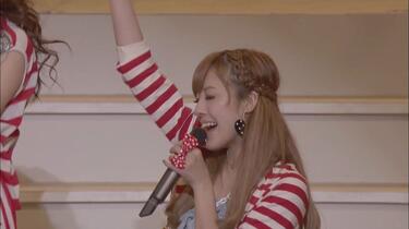 Berryz工房/Berryz工房コンサートツアー2010初夏～海の家 雄叫び… Amazon.co.jp: Berryz工房 コンサートツアー 2010初夏~海の家