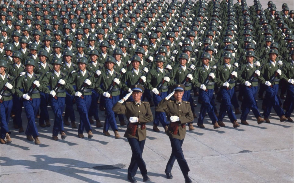 1984年国庆大阅兵
