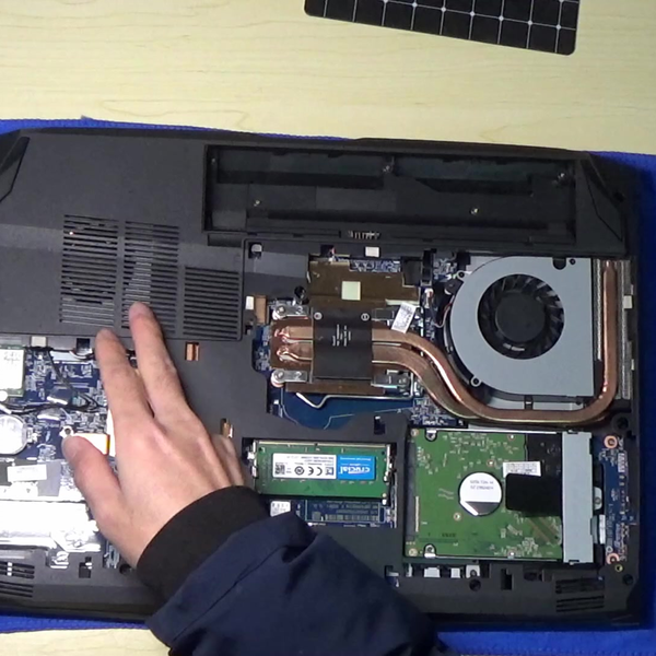 小秋搞机炫龙毁灭者KP2 KP金属狂潮战神ZX7 1060 N950KP6 TP6清灰