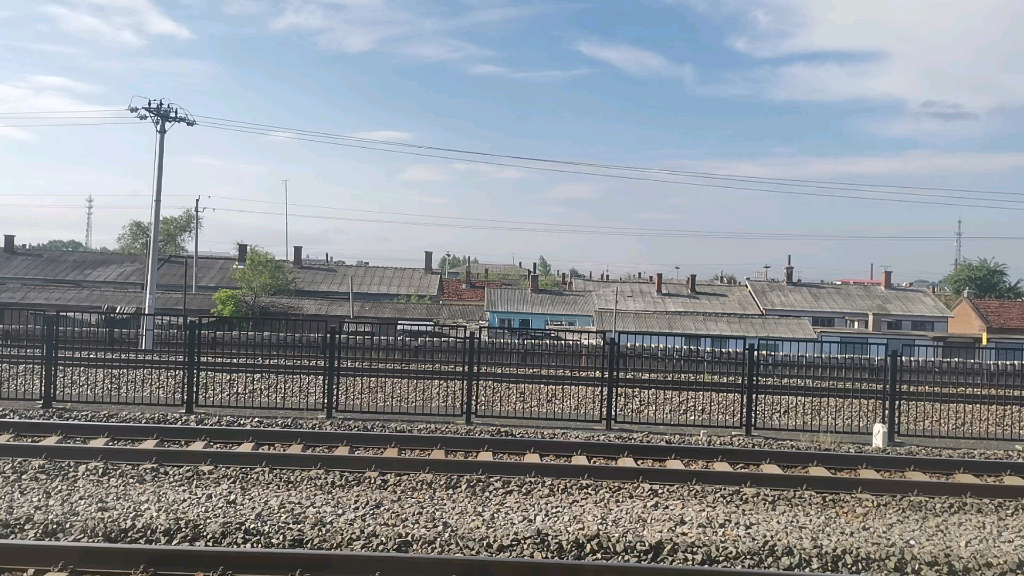 k1227香兰站发车