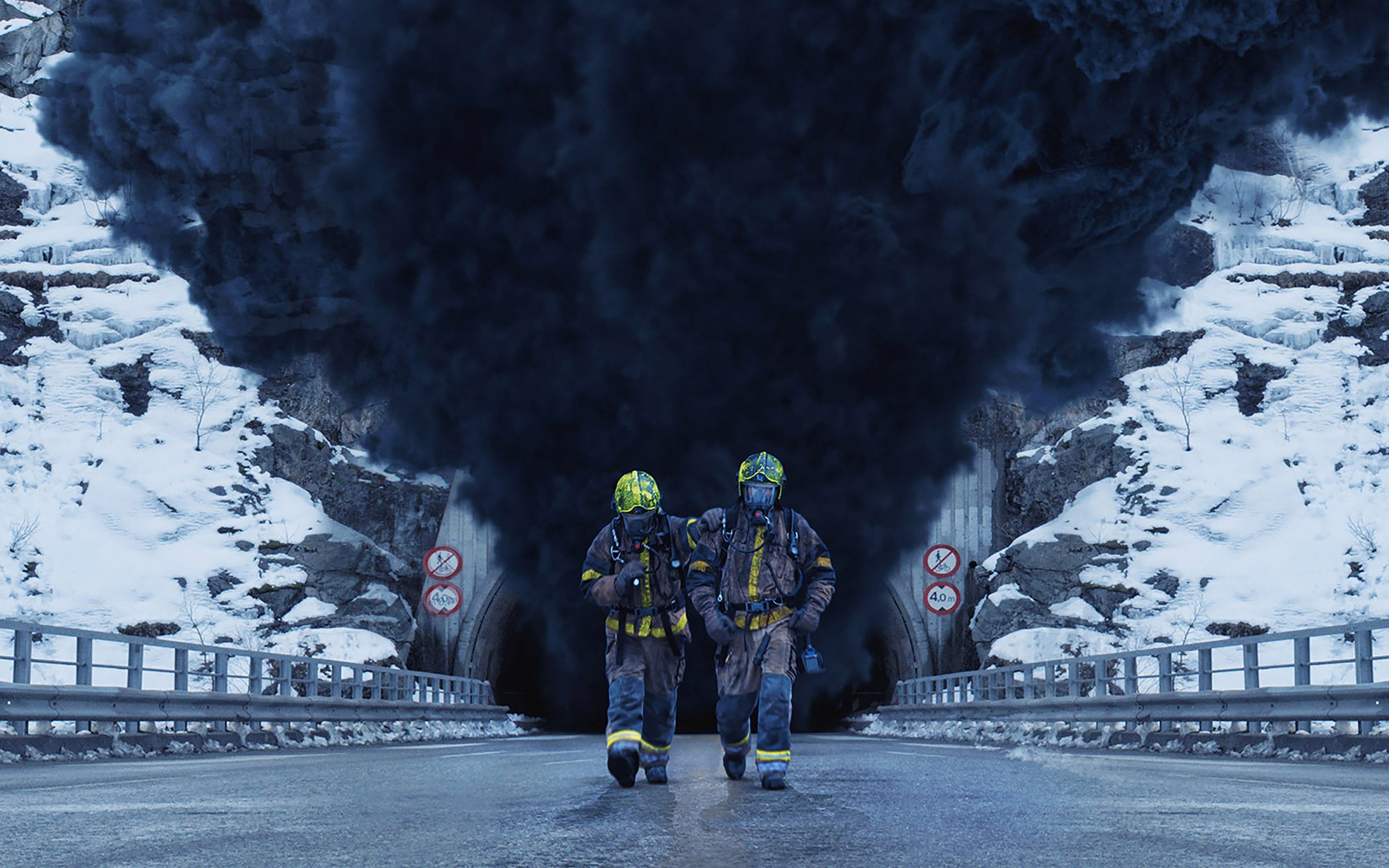 灾难电影隧道发生大爆炸救援队正好在放假他们该如何逃生6分钟看完