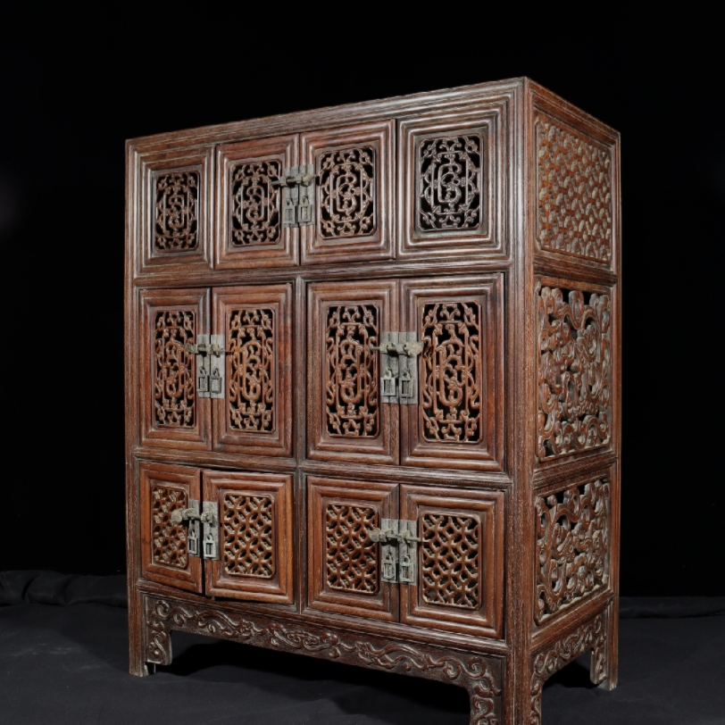 旧藏 黄花梨雕刻龙纹多宝柜/书柜