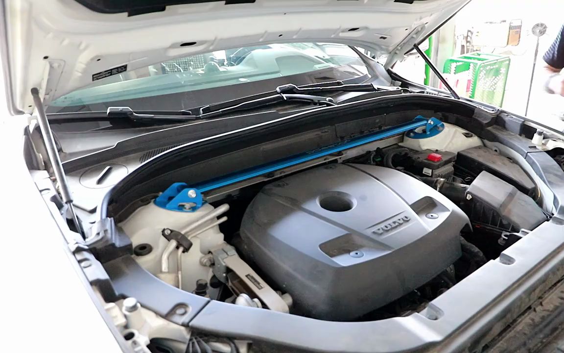 沃尔沃xc60/xc90平衡杆安装步骤