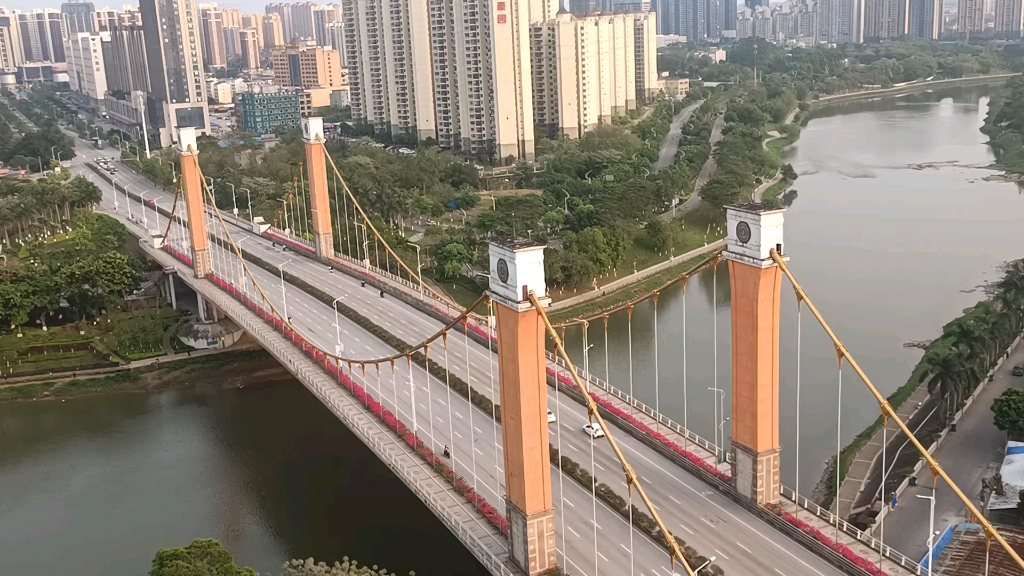 疫情下的钦州四桥