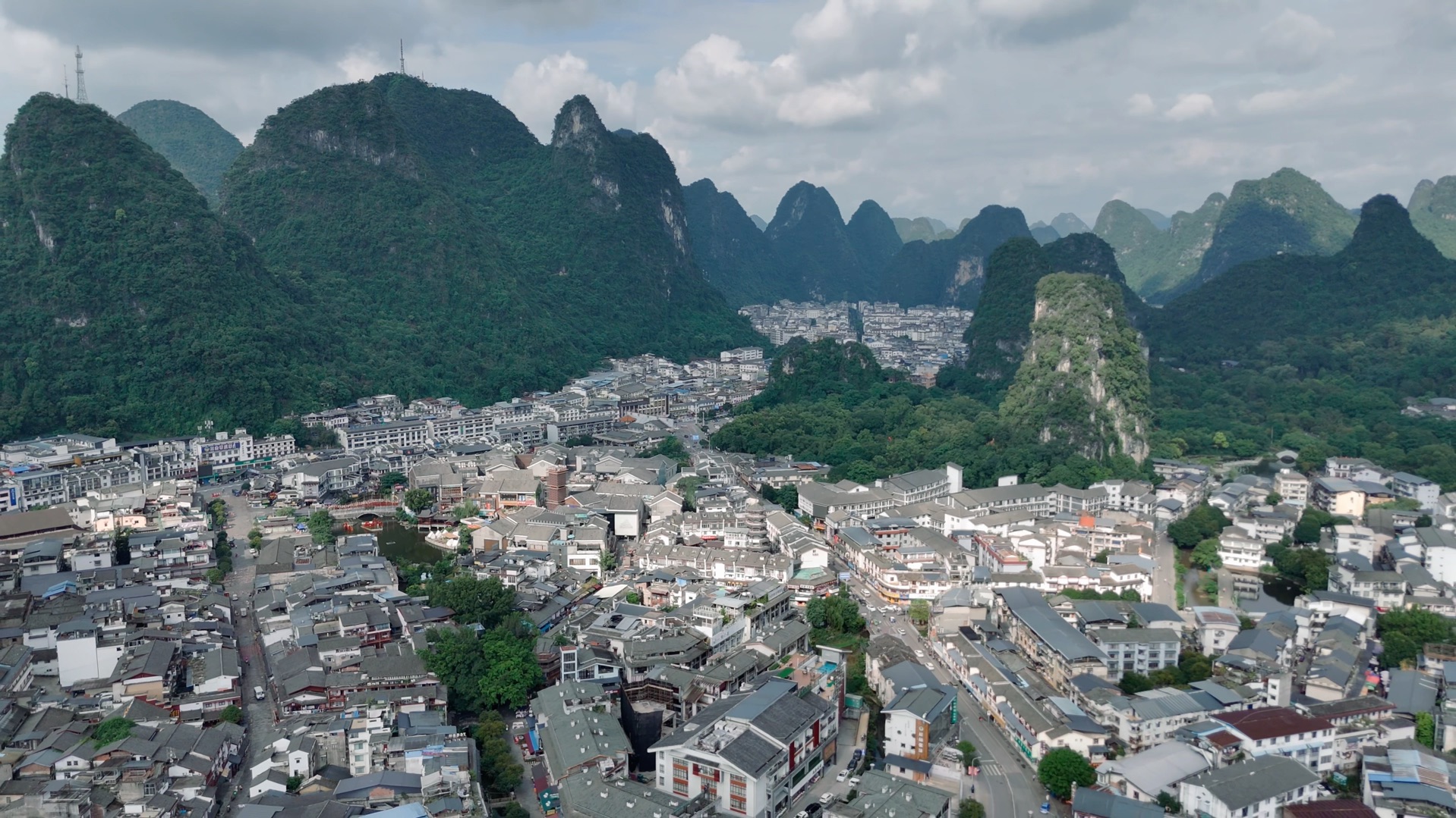 广西桂林阳朔县治愈系航拍