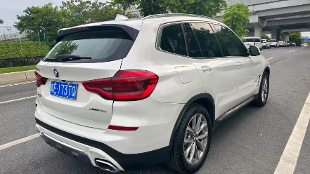 18款宝马x3 25im运动套装19年上牌还能值多少?