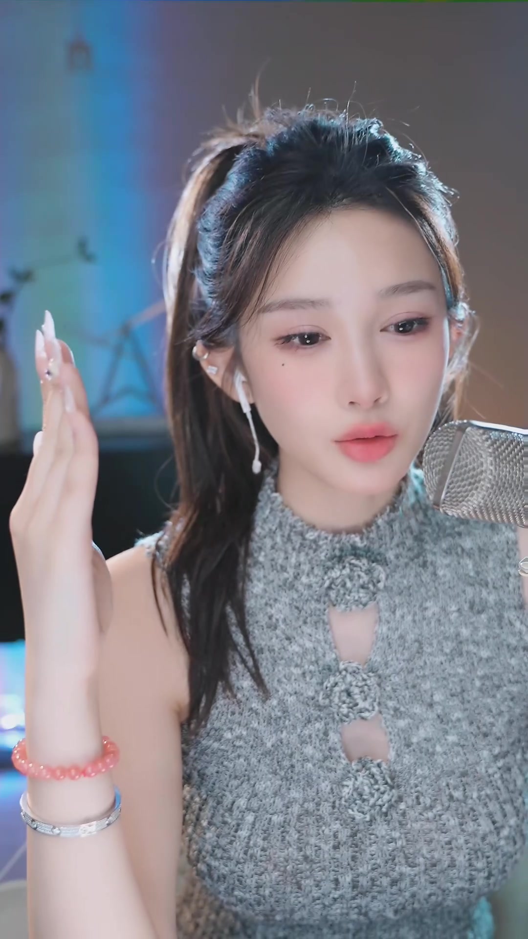 莫妮卡 可以喂点吗就当喂猪了