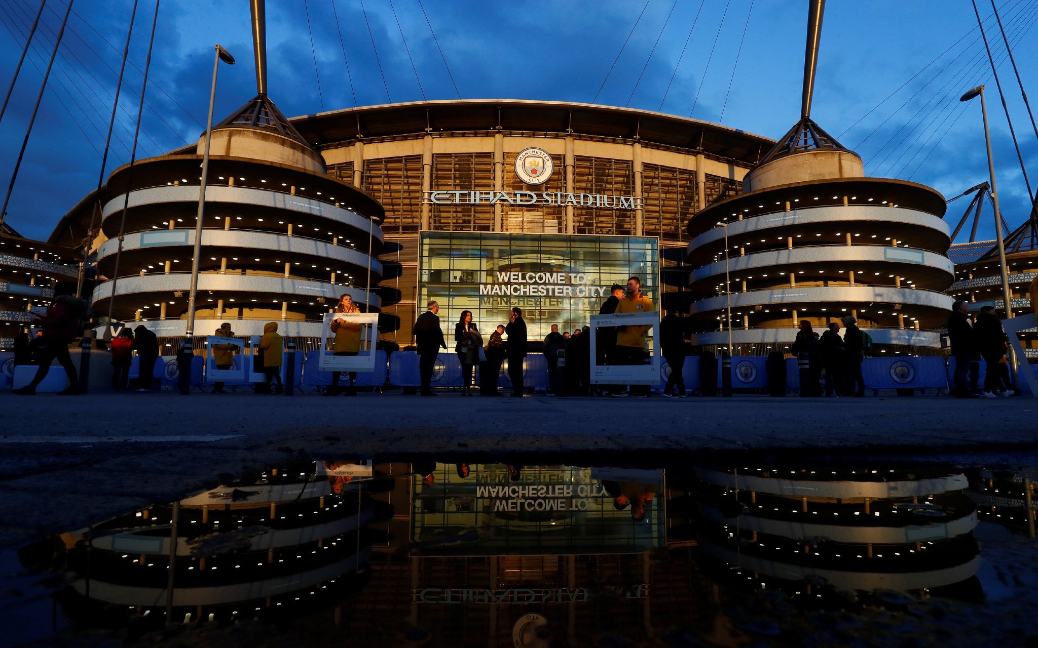 代入感太强!仿佛已经在曼城主场漫步了!