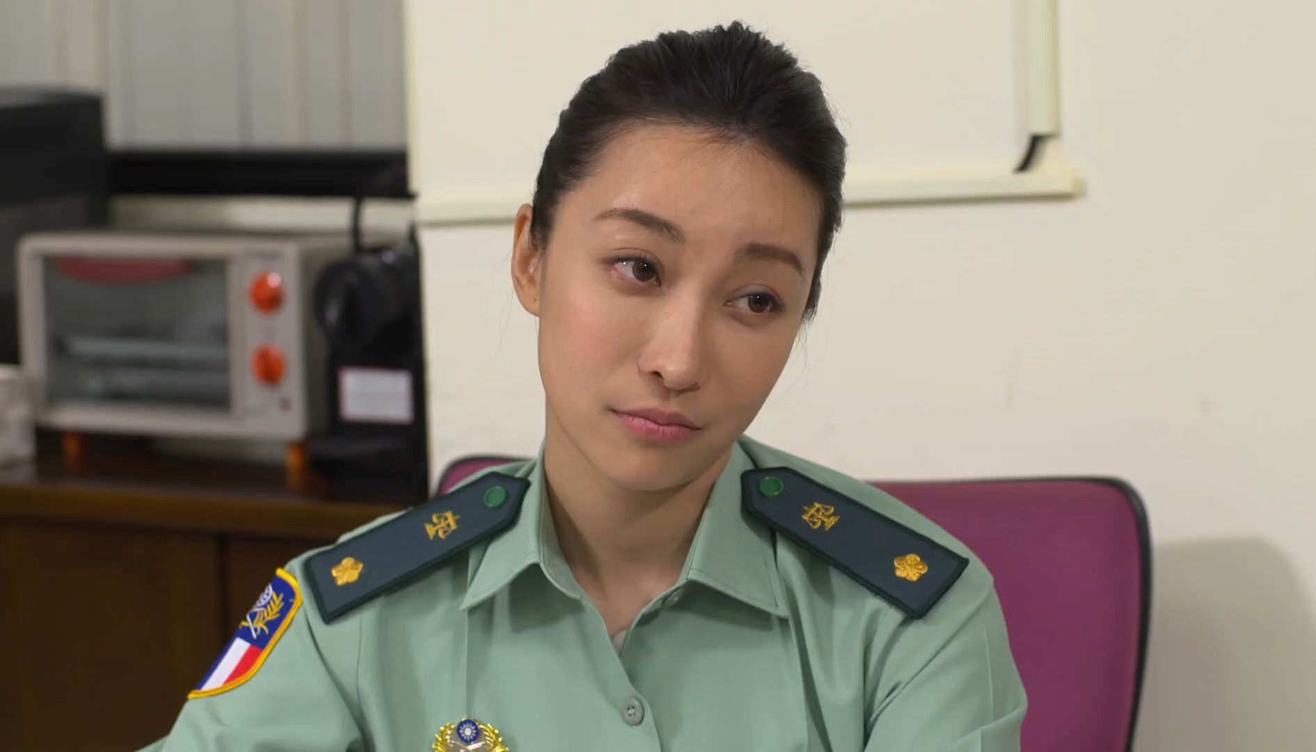 如此清纯的的女兵,这也太可爱了吧