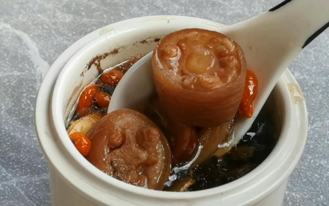 巴戟杜仲猪尾汤,是男士的加油站,进补记得多喝这道广东滋补汤.