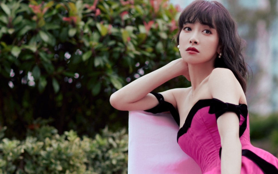 宋茜今晚时尚芭莎红毯