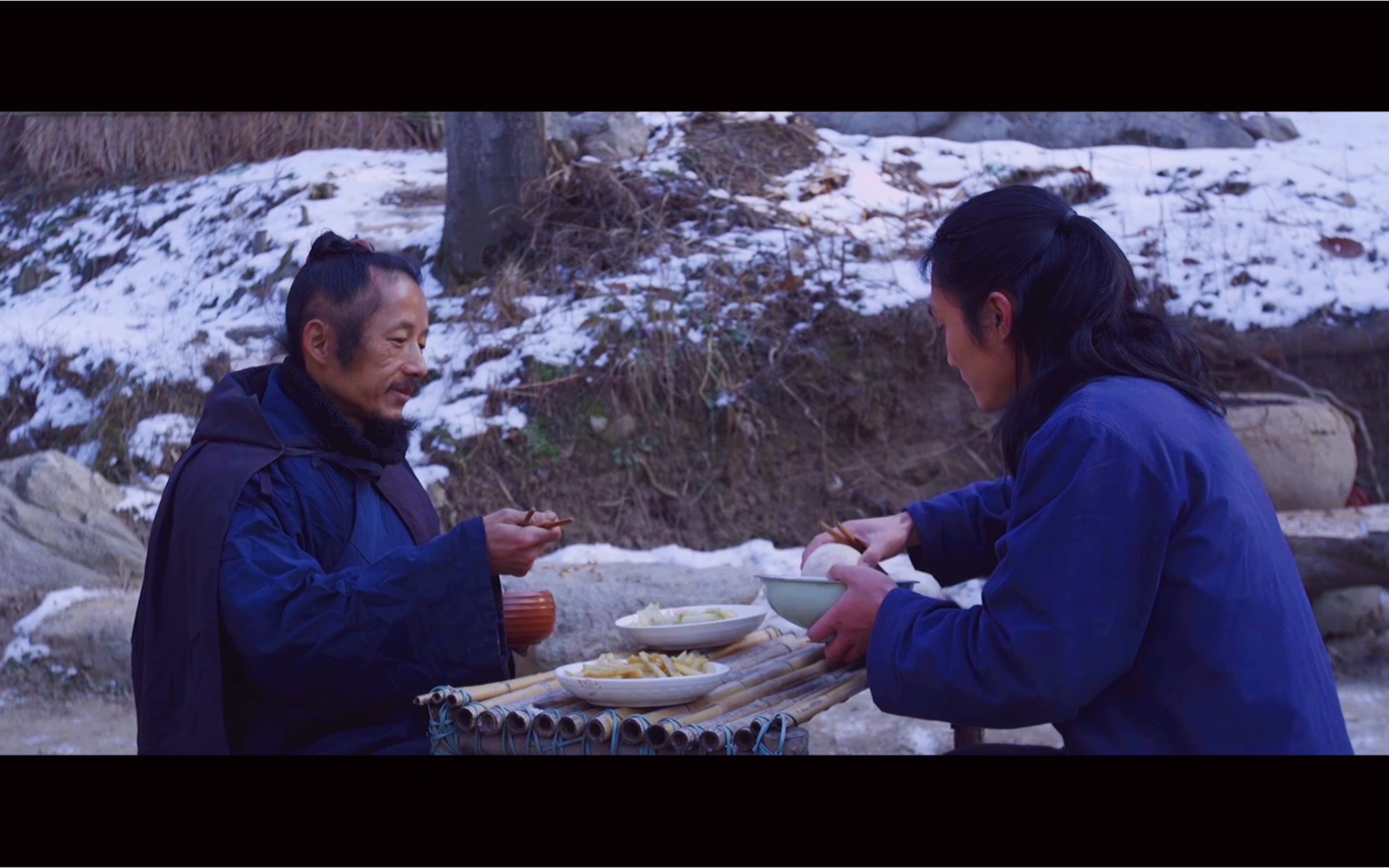 [图]终南山隐士的一餐（《飘雪丹心》片段）