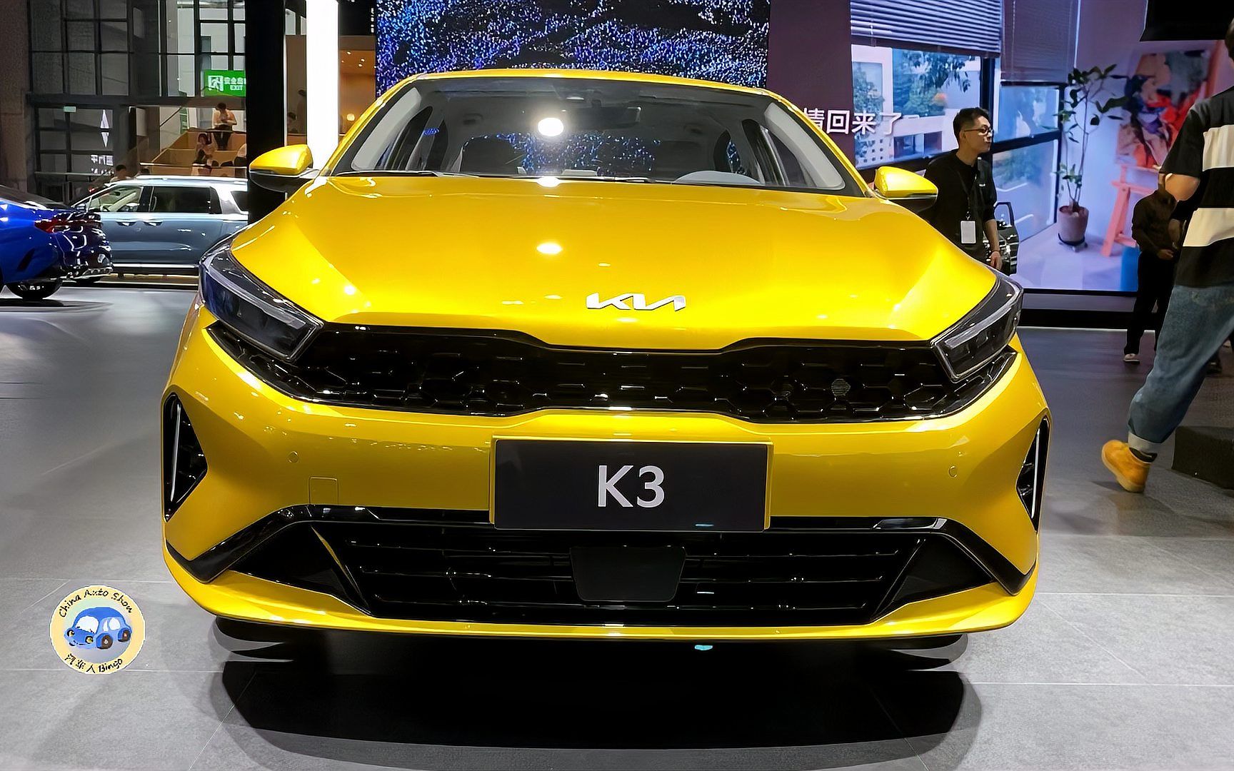 全新2023款起亚k3终于来了!搭1.5l 1.4t动力,配豪华前脸 贯穿尾灯