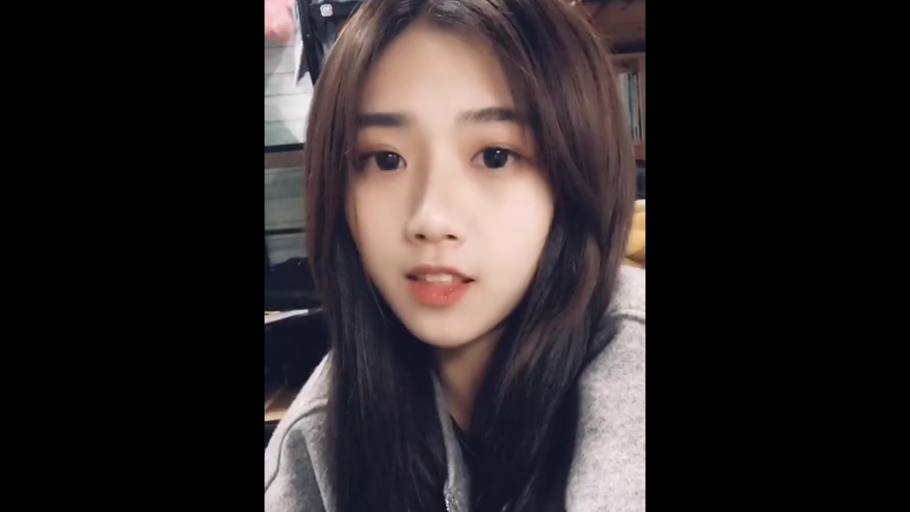 小妹妹你还年轻把男朋友让给姐姐好不好