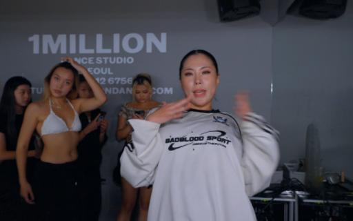 [图]【1m】GABEE编舞｜能量女王｜Cardi B - Bongos feat. Megan Thee Stallion