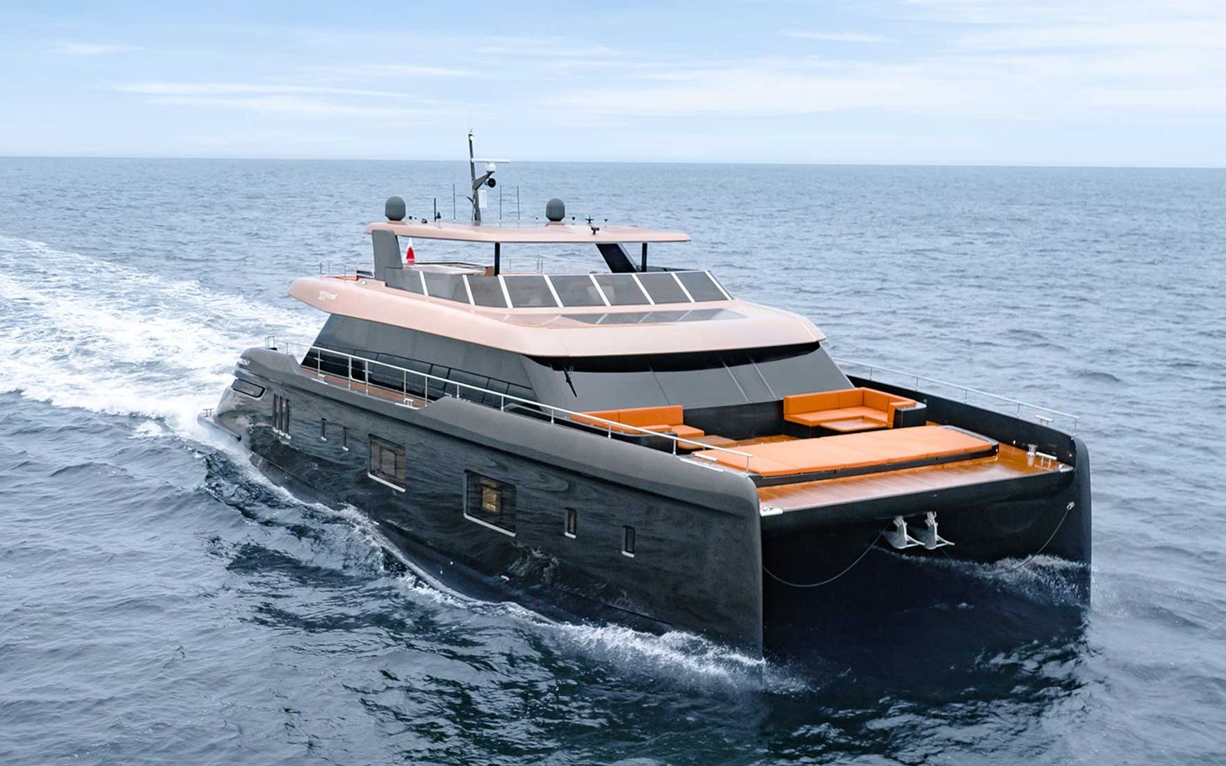 首艘100 sunreef 双体动力艇"shimali"号