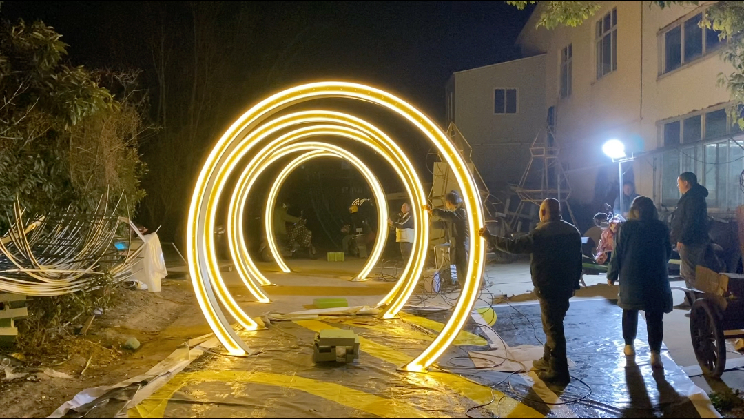 网红打卡灯光隧道装置!#装置艺术 #园林景观 #蚂蚁美陈