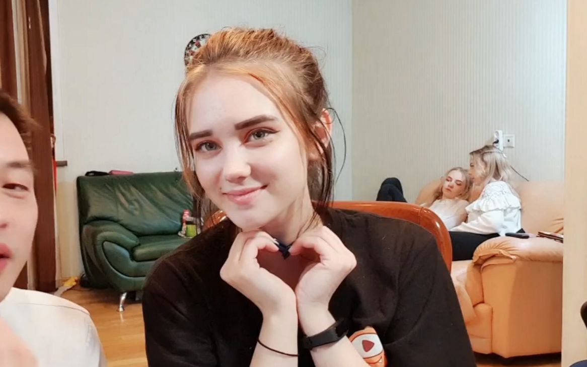 俄罗斯教主~2020.4.11~小逗比,小精灵,歌后 余音缭绕!