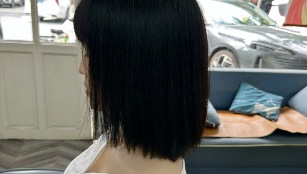 女生剪发