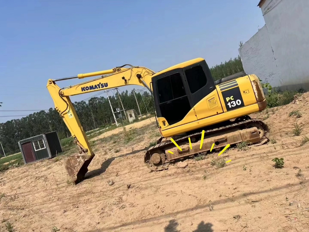 刘一手分享挖掘机,小松130挖机.