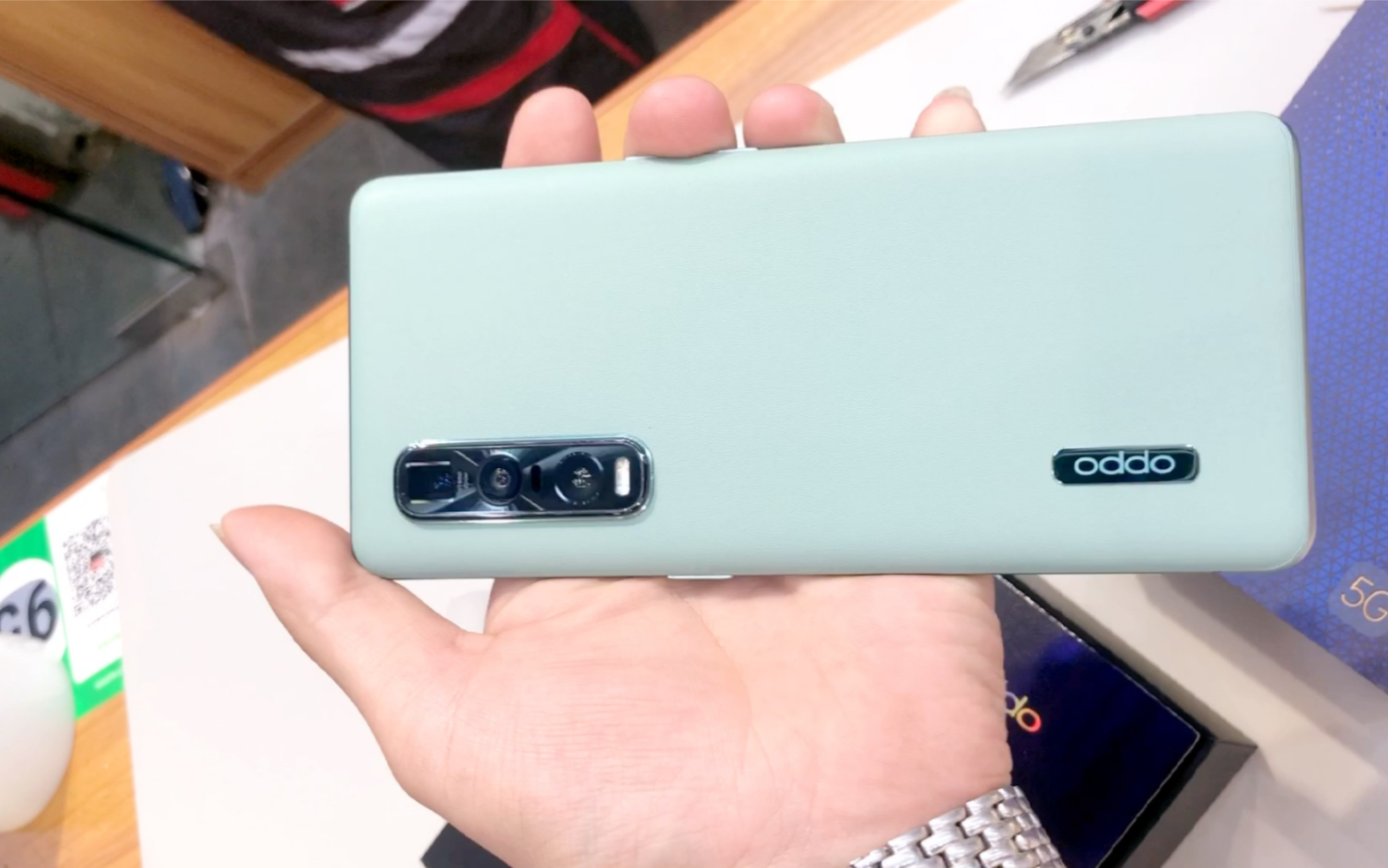 顶级OPPO FindX2Pro钢化玻璃膜哔哩哔哩bilibili