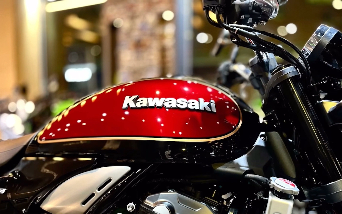 2023款 kawasaki z900rs 细节欣赏