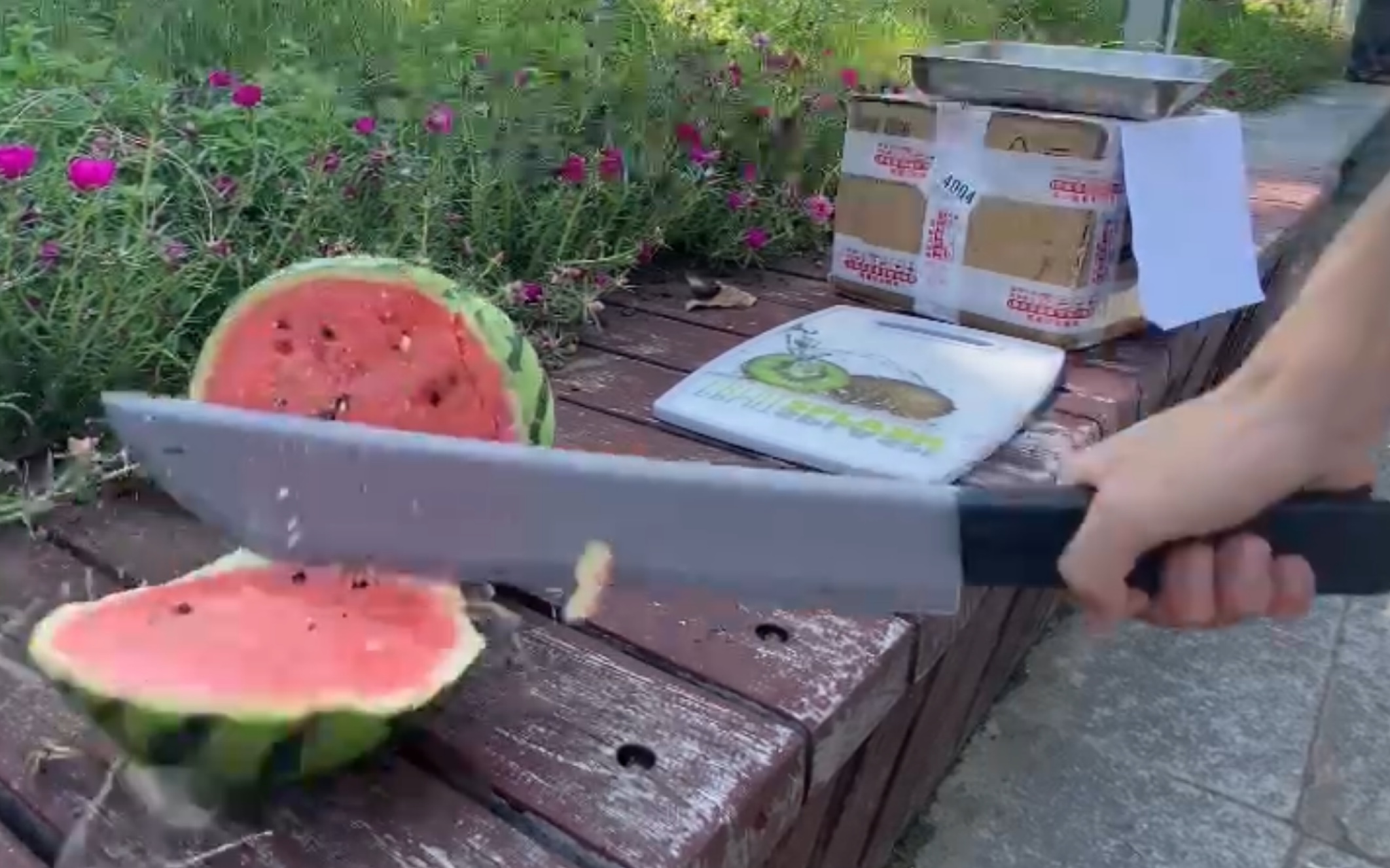 《华强买瓜之三十六计》进入循环后摊主能否运用孙子兵法逃脱被捅的