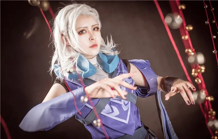 生得渺小,死得精彩.cos元歌