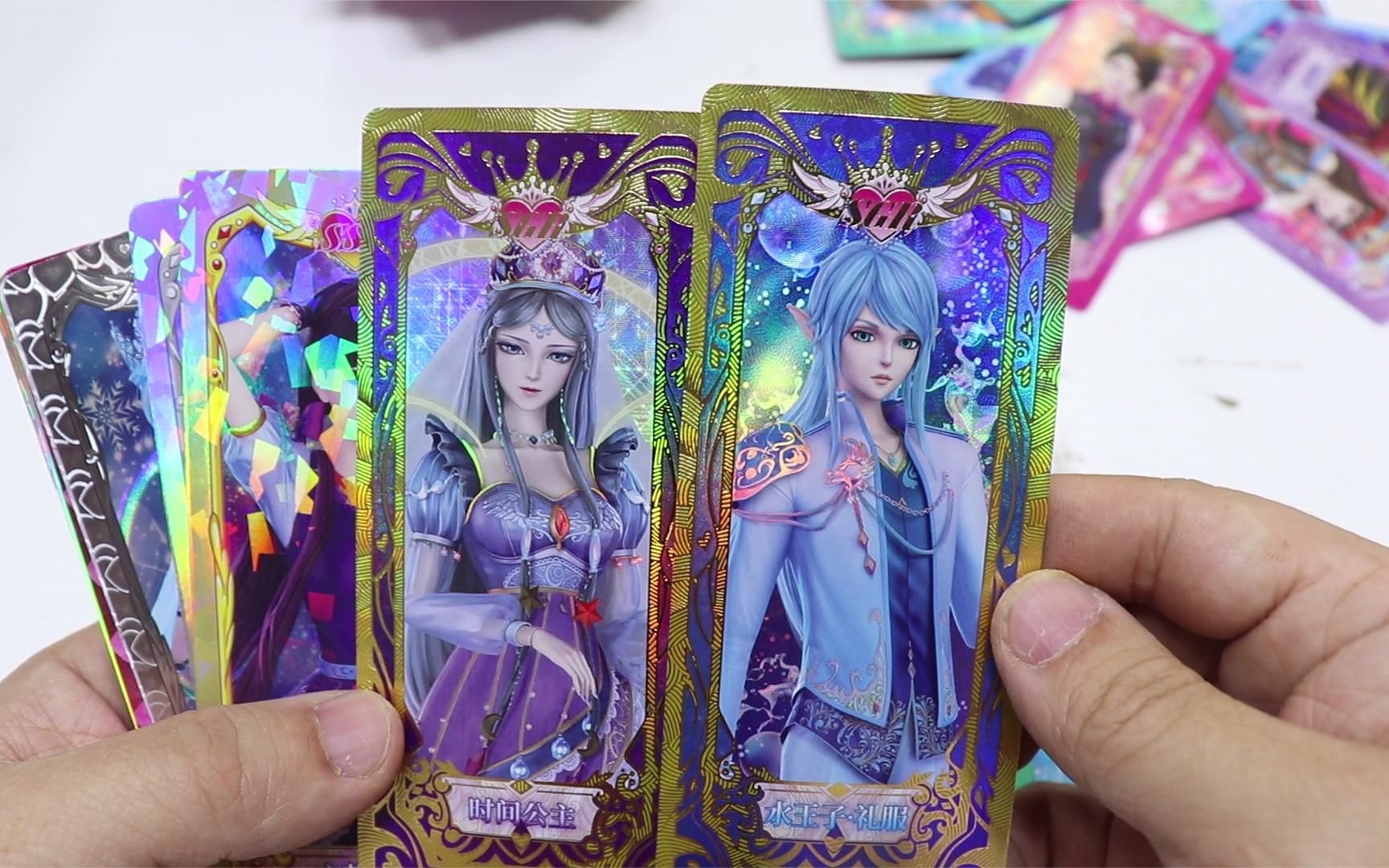 叶罗丽卡片:3弹梦幻一大盒,骁宝拆卡还嫌累,来张时间公主提神