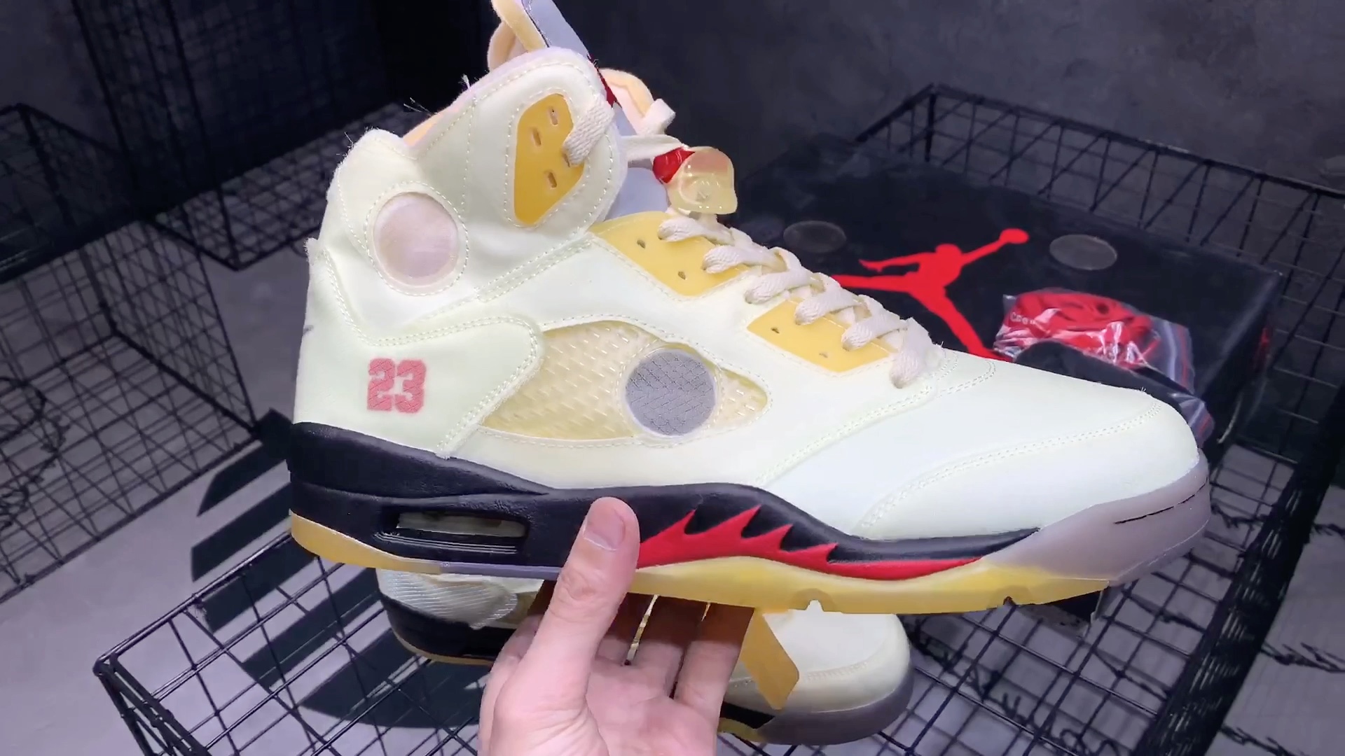 【東莞大廠出品 air jordan 5 x ow聯名款 】aj5 ow 聯名灰黃 金蟬翼