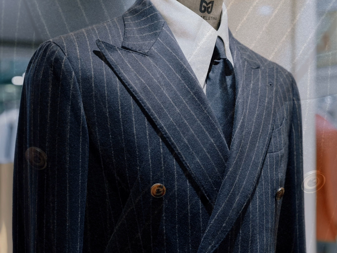 西装革履,绅士风度尽显!