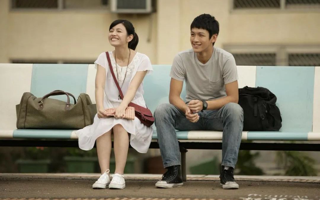 苏打绿《小情歌》苏打绿的歌搭配《那些年》像不像你初恋时的样子