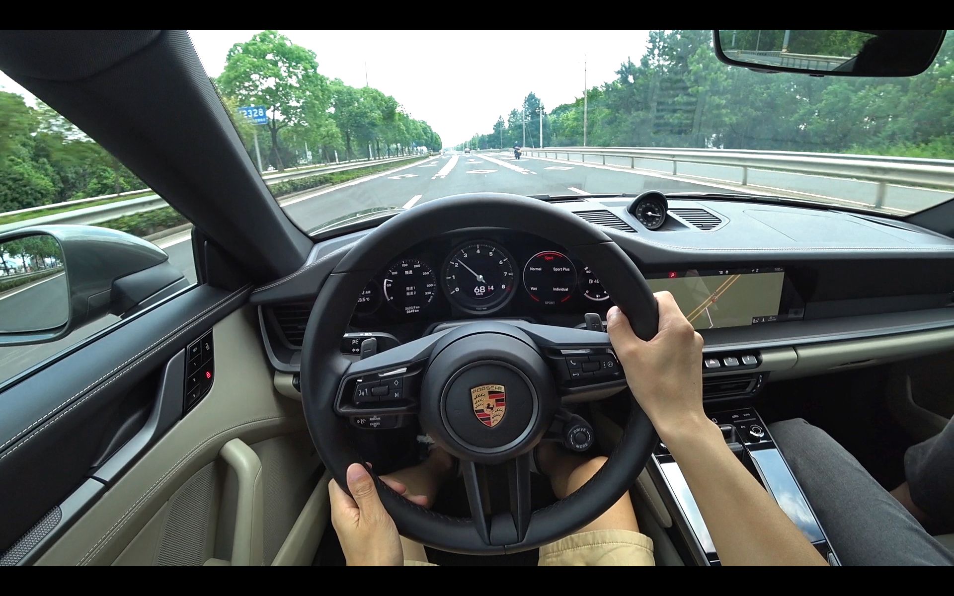 「第一视角」呵,男人们的dream car!