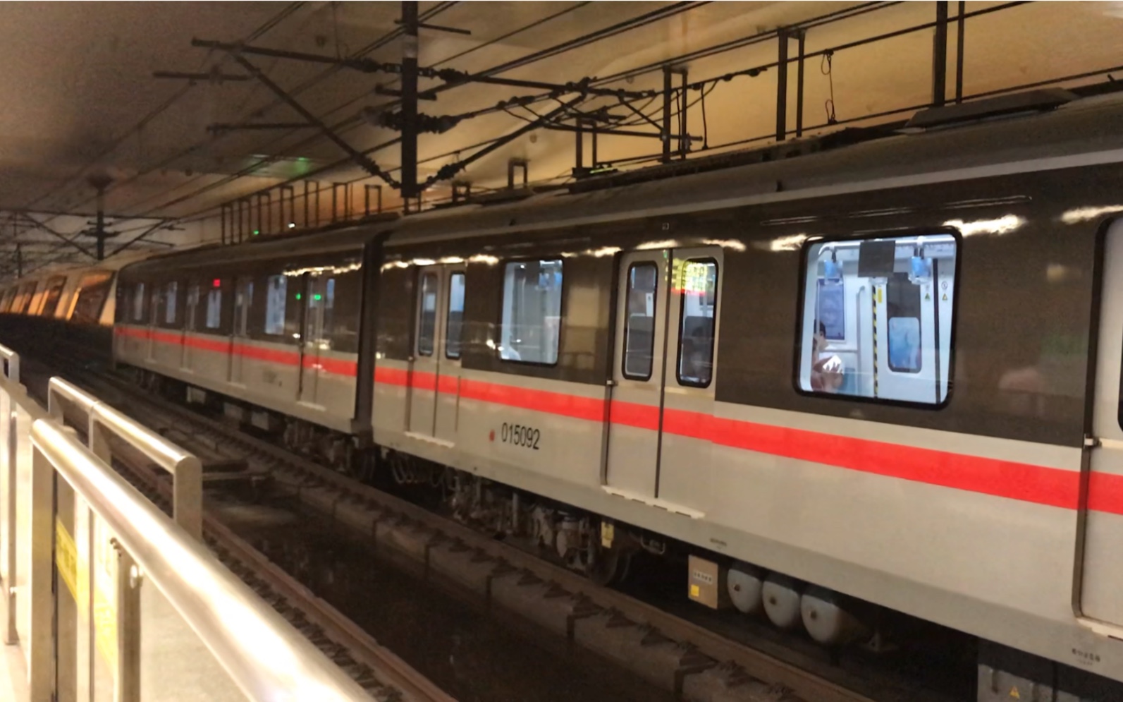 【拍车】上海地铁1号线0141号车和0161号车汶水路双向进出站_哔哩哔哩